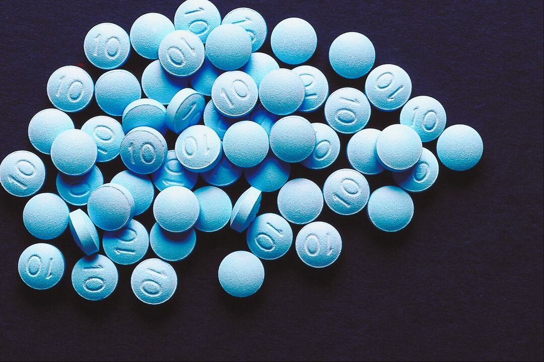 Os comprimidos são uma forma comum de medicamento no tratamento da disfunção erétil. 